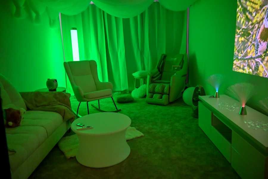 Ústí nad Labem otevřelo novou Snoezelen místnost pro pečující s podporou Nadace ČEZ