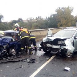 Při dopravní nehodě byli zraněni tři lidé