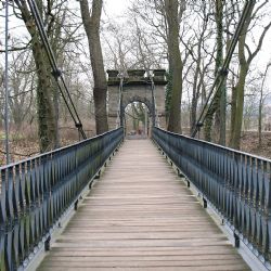 Oprava unikátní lávky u děčínského zámku: miliony na obnovu historické cesty