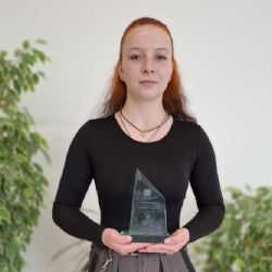 O zlatou kuklu: Barbora Oličová vítězkou, Most nejlepší
