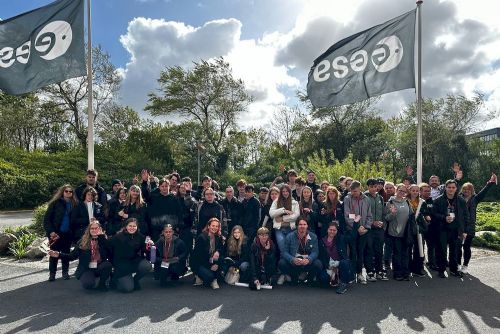 Foto: Lovosičtí studenti navštívili ESA a květinový park