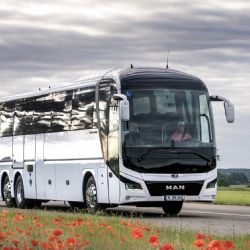 Komerční linkoví autobusoví dopravci dostanou podporu, vyčleněna je stovka milionů korun