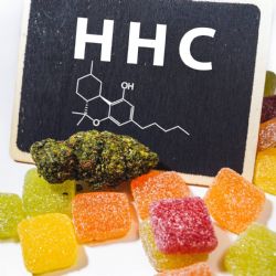 Dnes začal platit zákaz prodeje HHC