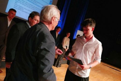 obrázek:Úspěch teplického gymnázia: Celostátní soutěž přilákala stovky studentů