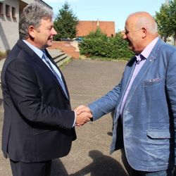 Hejtman pochválil novou zbrojnici dobrovolným hasičům v Travčicích