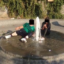 Strážníci kontrolovali čistotu u popelnic