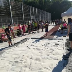 Základní škola v Bynově má nové hřiště