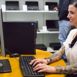 Za málo peněz hodně muziky, to je e-shop www.c-c.cz s repasovanou elektronikou